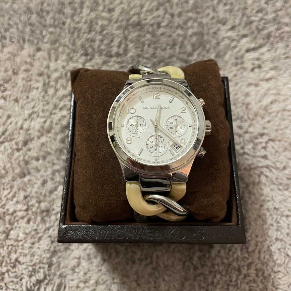 Micheal Kors Runway Twist Chronograph Watch